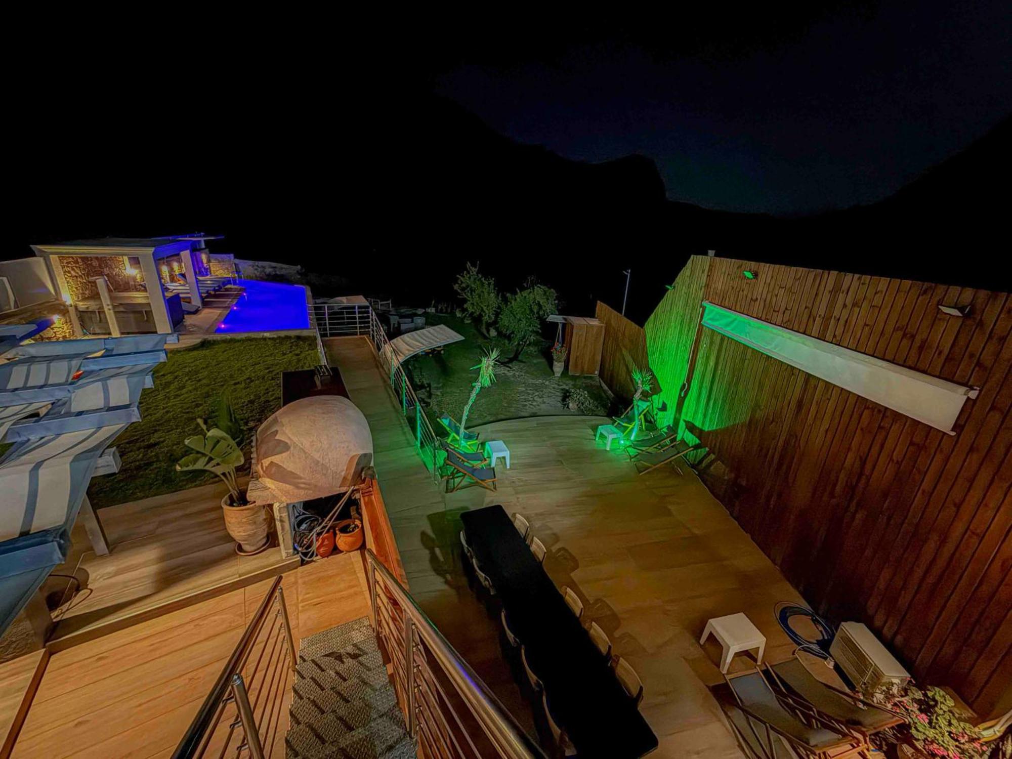 Heated Private Ozone Salt Pool, Jacuzzi, Cinema Inside & Outside, Ping Pong, Billiard, Ps5, Playground, Giant Chess, Giant Monopoly, Table Football, 3X Surround Sound - Villa Rokka Luxe Kíssamos Buitenkant foto
